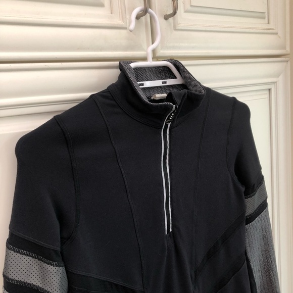 Ivivva by Lululemon girl’s sweater/jacket 🍋 - Picture 3 of 12